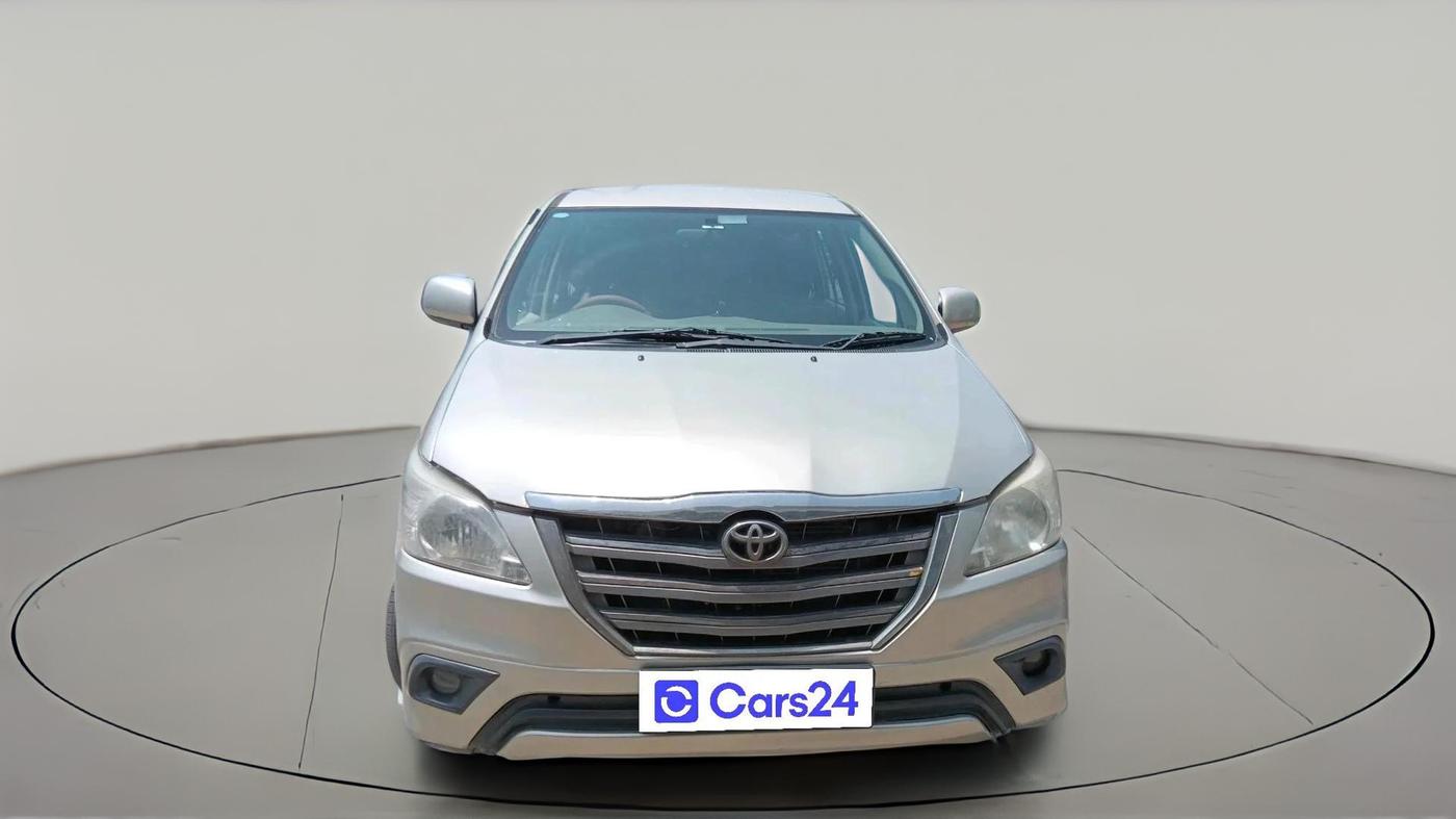 2013 Toyota Innova 2.5 GX 7 STR, Diesel, Manual, 1,87,854 km, exterior