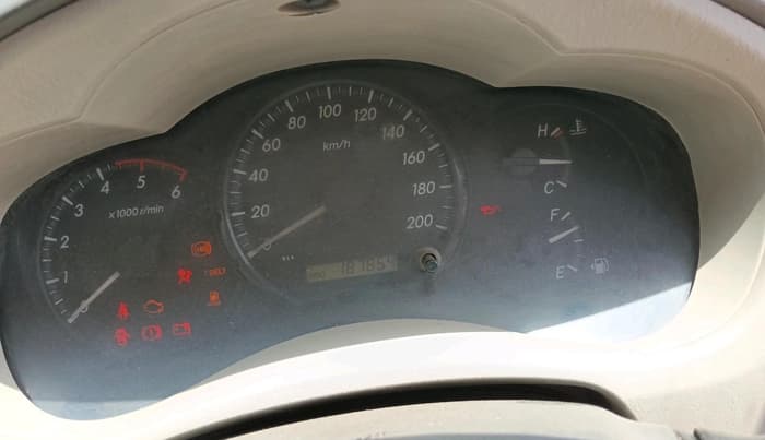 2013 Toyota Innova 2.5 GX 7 STR, Diesel, Manual, 1,87,854 km, interior