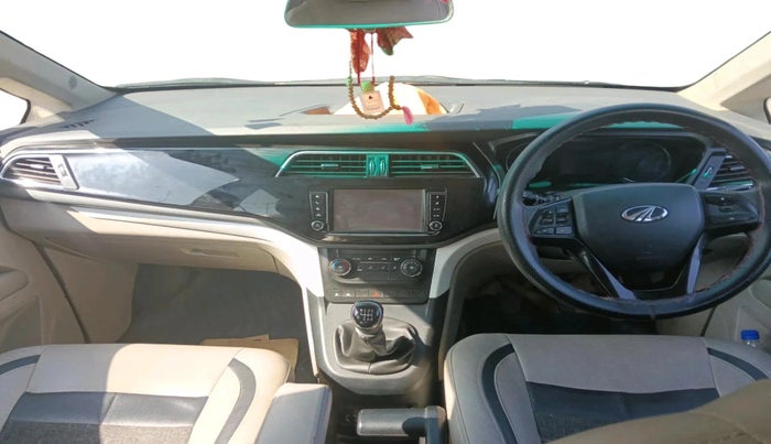 2019 Mahindra MARAZZO M6 8 STR, Diesel, Manual, 1,04,590 km, interior
