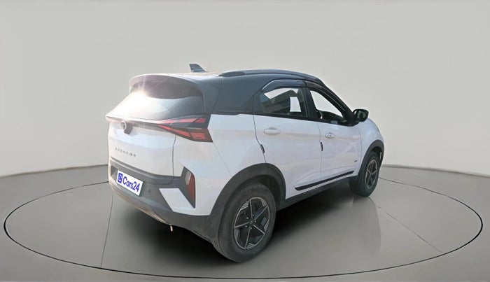 2024 Tata NEXON EV FEARLESS PLUS S LONG RANGE, Electric, Automatic, 28,614 km, exterior