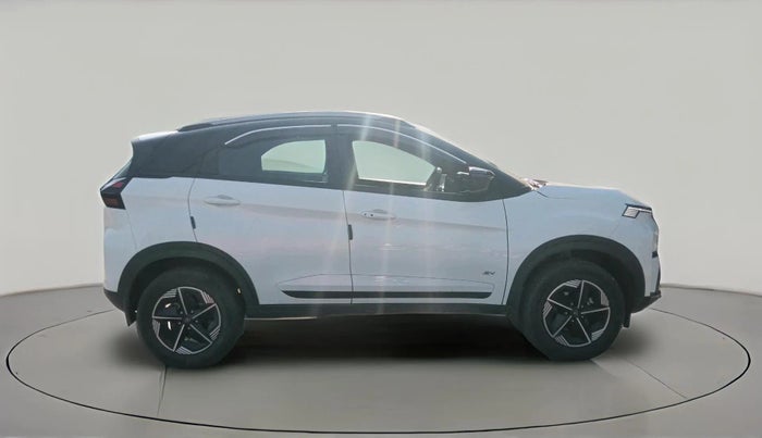 2024 Tata NEXON EV FEARLESS PLUS S LONG RANGE, Electric, Automatic, 28,614 km, exterior