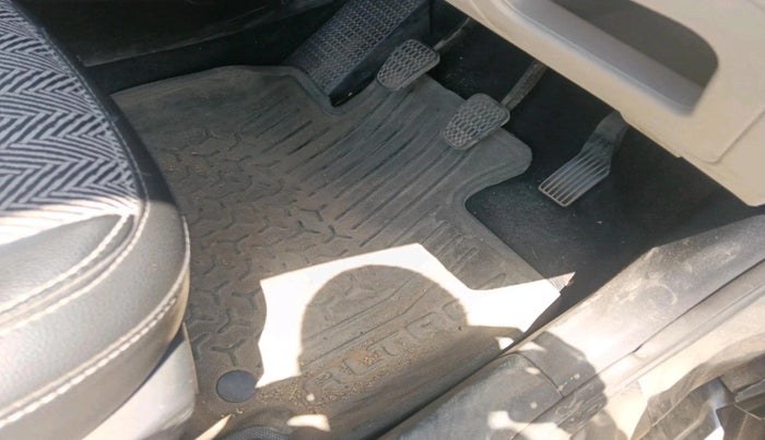 2024 Tata ALTROZ XZ CNG, CNG, Manual, 41,345 km, interior