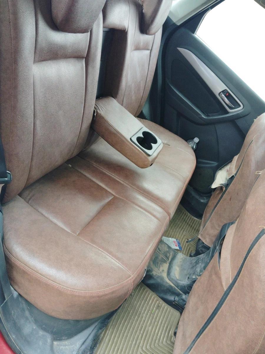 2016 Maruti Vitara Brezza ZDI PLUS, Diesel, Manual, 2,36,010 km, interior
