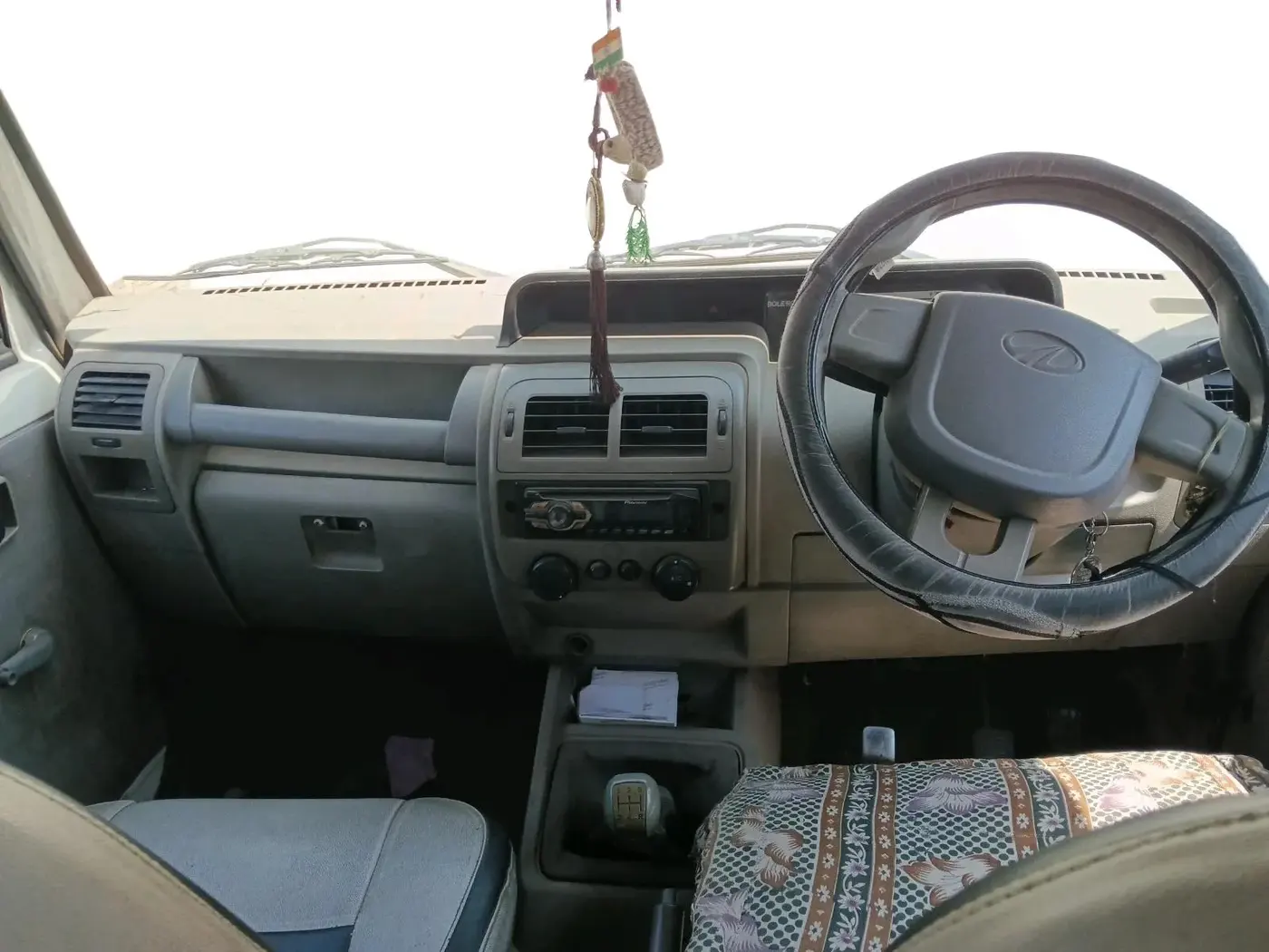 2012 Mahindra Bolero SLE BS-III, Diesel, Manual, 2,07,222 km, interior
