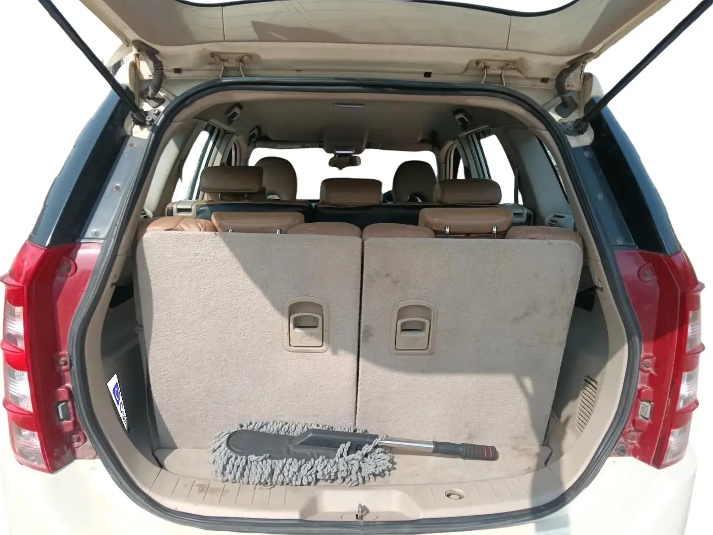 2016 Mahindra XUV500 W4, Diesel, Manual, 99,939 km, exterior