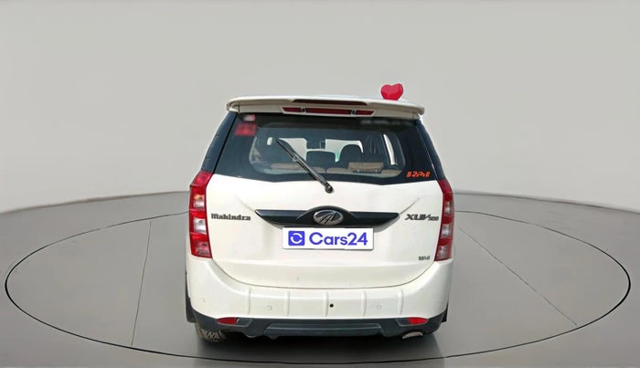 2016 Mahindra XUV500 W4, Diesel, Manual, 99,939 km, exterior