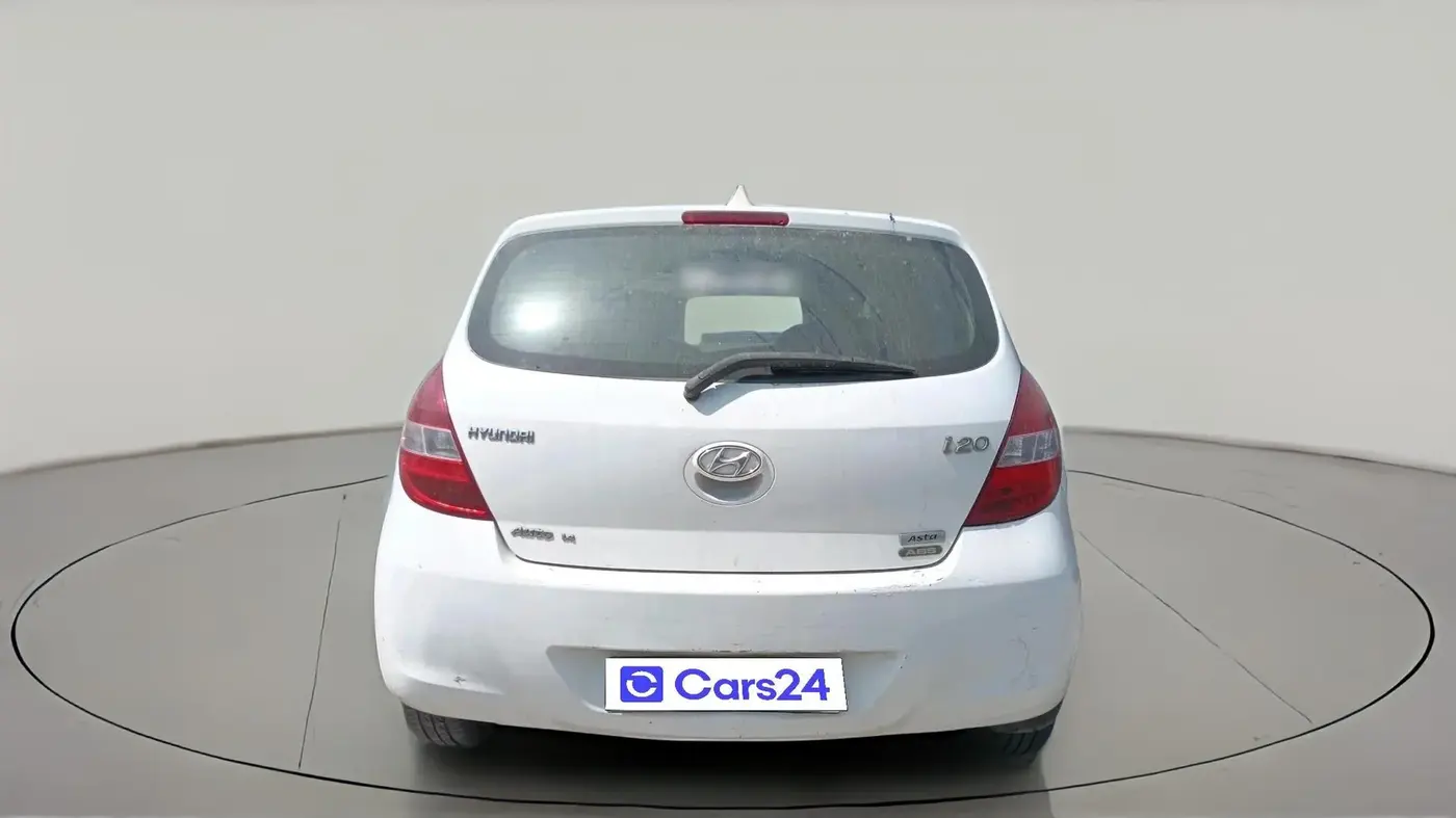 2011 Hyundai i20 ASTA 1.4 AT, CNG, Automatic, 84,639 km, exterior