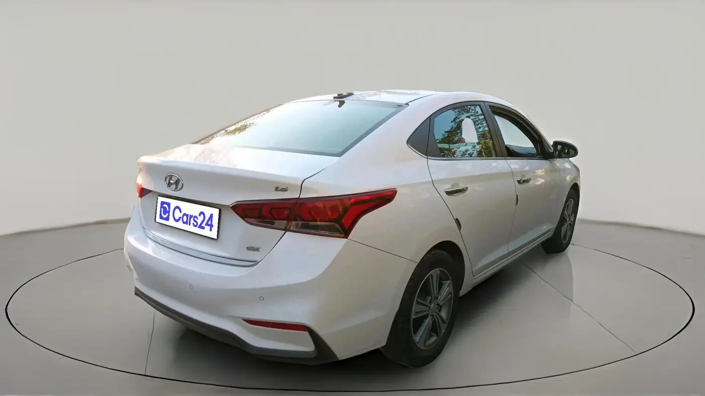 2017 Hyundai Verna 1.6 VTVT SX O, Petrol, Manual, 74,165 km, exterior