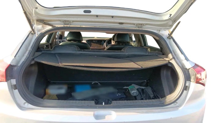 2016 Hyundai Elite i20 MAGNA 1.4 CRDI, Diesel, Manual, 1,46,018 km, exterior