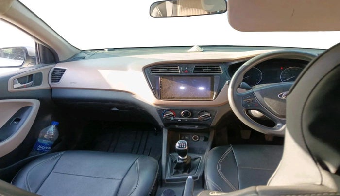 2016 Hyundai Elite i20 MAGNA 1.4 CRDI, Diesel, Manual, 1,46,018 km, interior