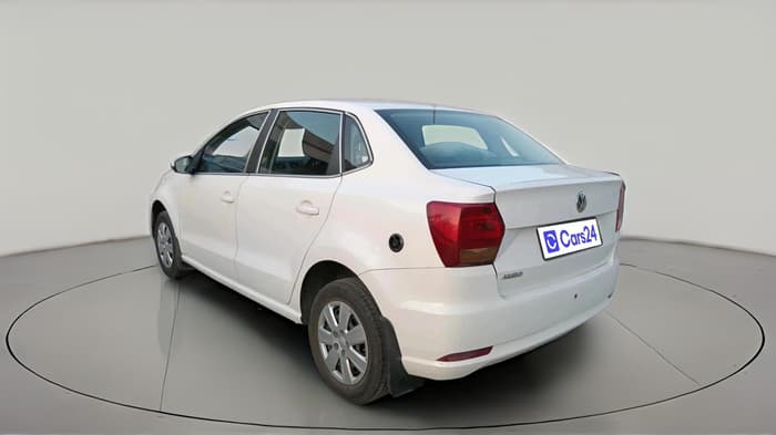 2017 Volkswagen Ameo TRENDLINE 1.2L, CNG, Manual, 58,812 km, exterior