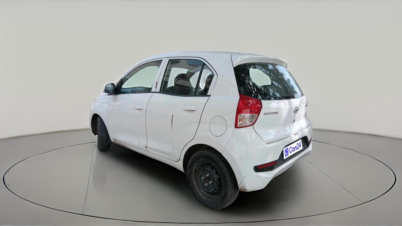 2019 Hyundai NEW SANTRO SPORTZ CNG, CNG, Manual, 1,98,000 km, exterior