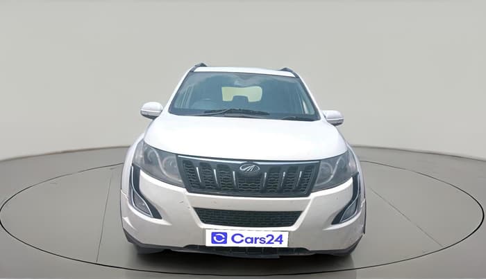 2016 Mahindra XUV500 W10, Diesel, Manual, 1,35,097 km, exterior