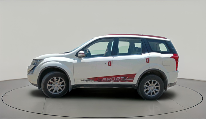2017 Mahindra XUV500 W10, Diesel, Manual, 1,75,580 km, exterior