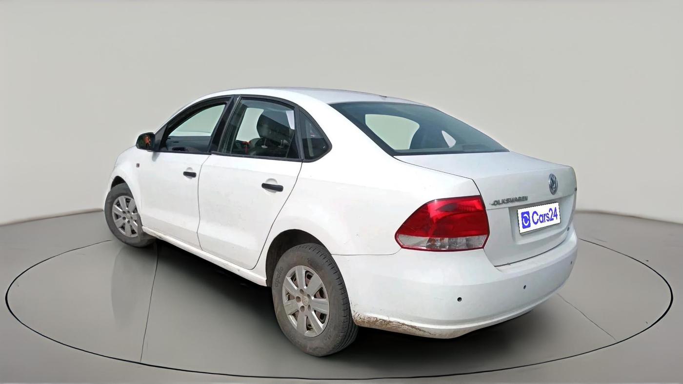 2013 Volkswagen Vento HIGHLINE DIESEL 1.6, Diesel, Manual, 1,34,891 km, exterior