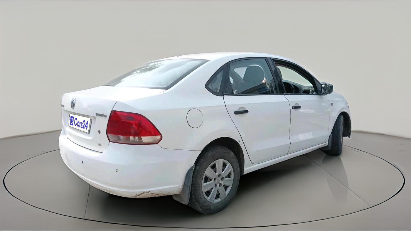 2013 Volkswagen Vento HIGHLINE DIESEL 1.6, Diesel, Manual, 1,34,891 km, exterior