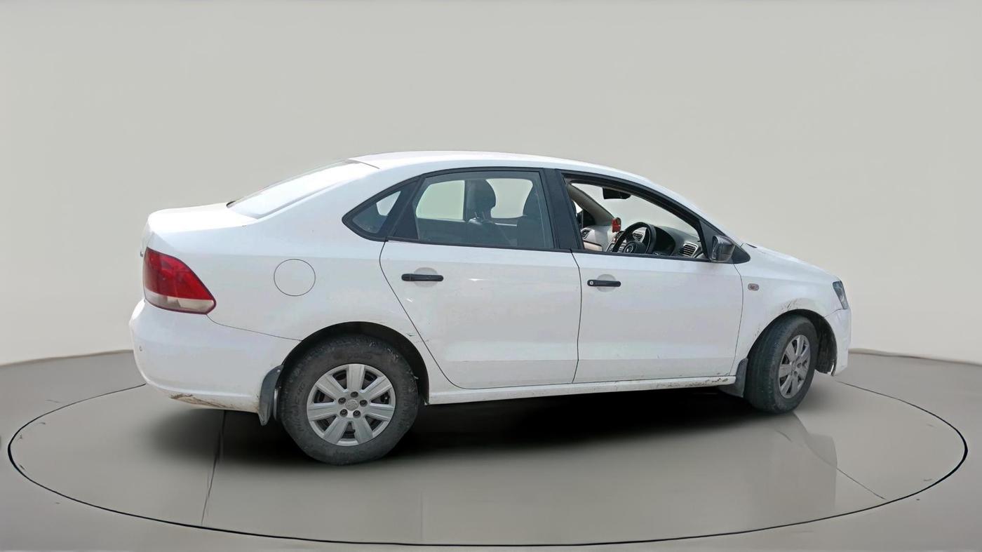 2013 Volkswagen Vento HIGHLINE DIESEL 1.6, Diesel, Manual, 1,34,891 km, exterior