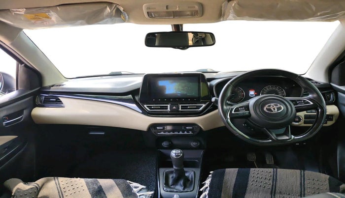 2022 Toyota Glanza V, Petrol, Manual, 52,963 km, interior