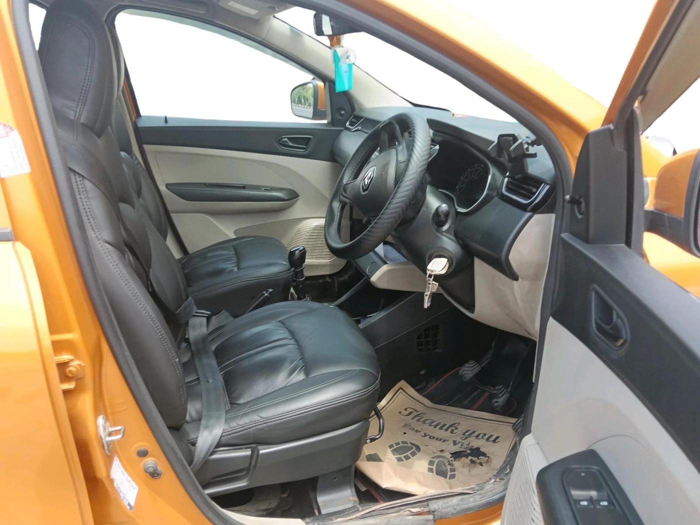 2020 Renault TRIBER RXL MT, Petrol, Manual, 1,15,673 km, interior