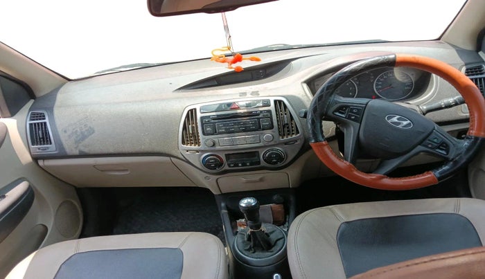 2013 Hyundai i20 SPORTZ 1.2, CNG, Manual, 89,173 km, interior