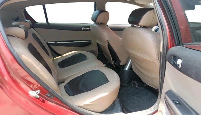 2013 Hyundai i20 SPORTZ 1.2, CNG, Manual, 89,173 km, interior