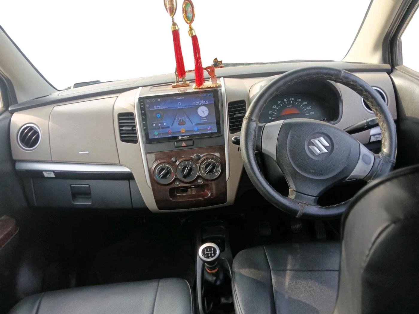 2014 Maruti Wagon R 1.0 LXI, Petrol, Manual, 1,22,228 km, interior