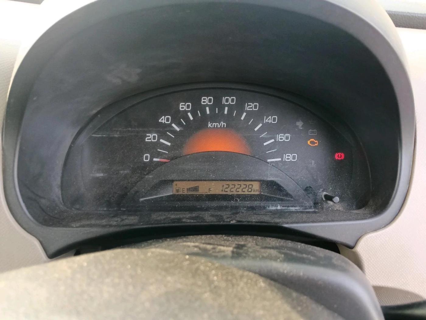 2014 Maruti Wagon R 1.0 LXI, Petrol, Manual, 1,22,228 km, interior