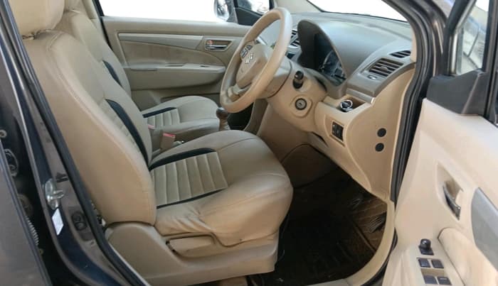 2017 Maruti Ertiga VDI SHVS, Diesel, Manual, 1,17,992 km, interior