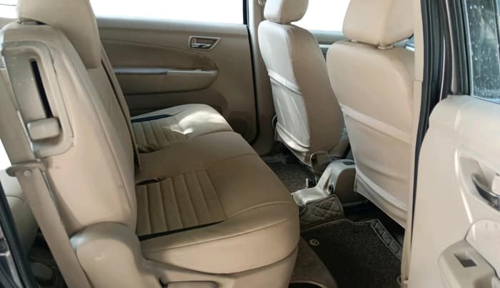 2017 Maruti Ertiga VDI SHVS, Diesel, Manual, 1,17,992 km, interior