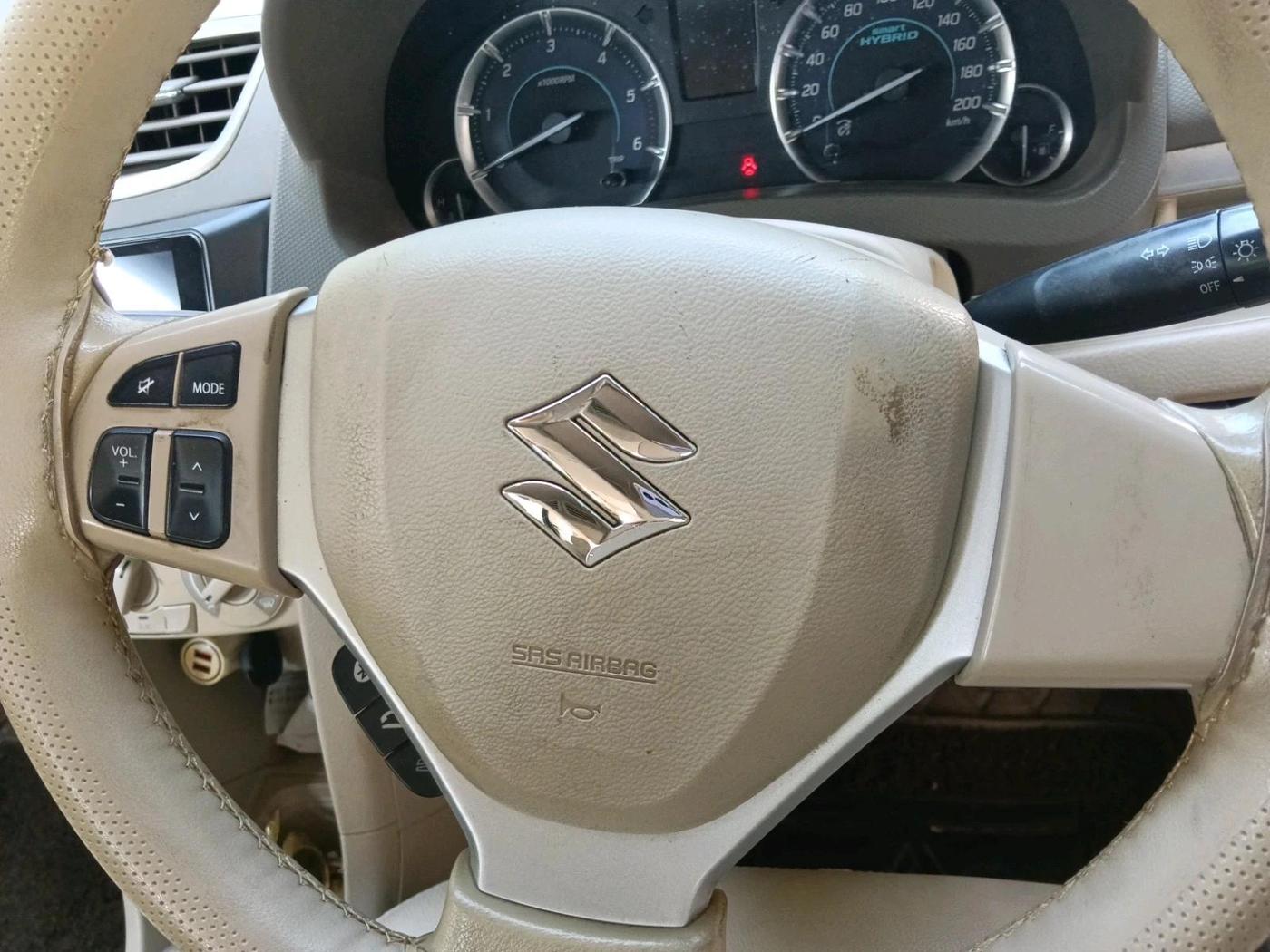 2017 Maruti Ertiga VDI SHVS, Diesel, Manual, 1,17,992 km, interior