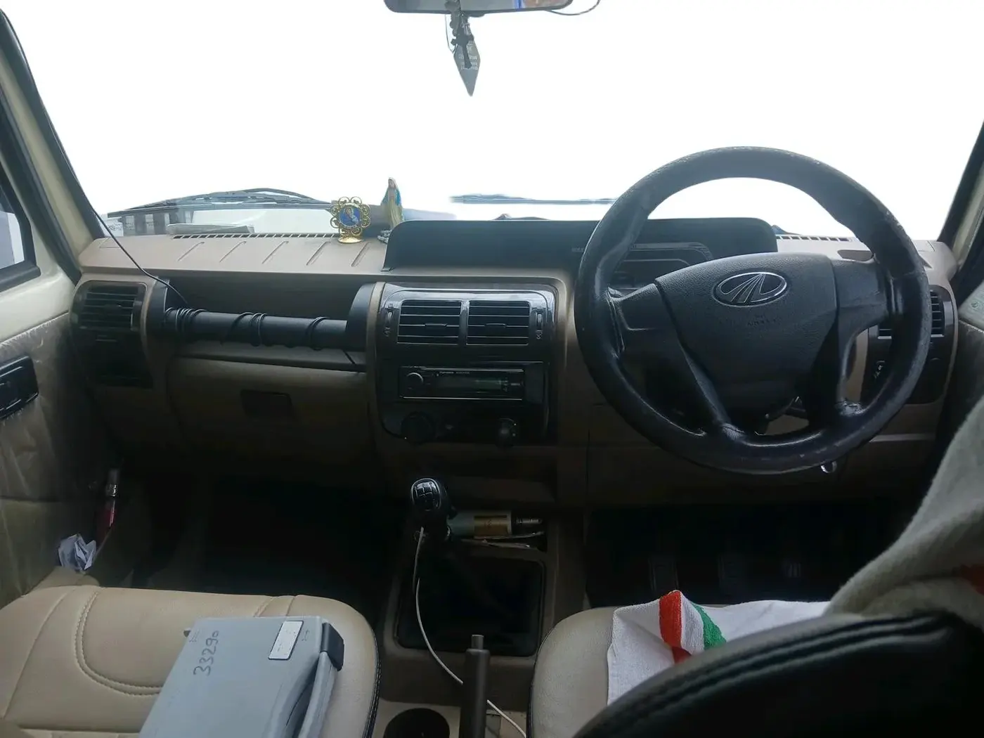 2021 Mahindra Bolero B6 (O), Diesel, Manual, 1,06,149 km, interior