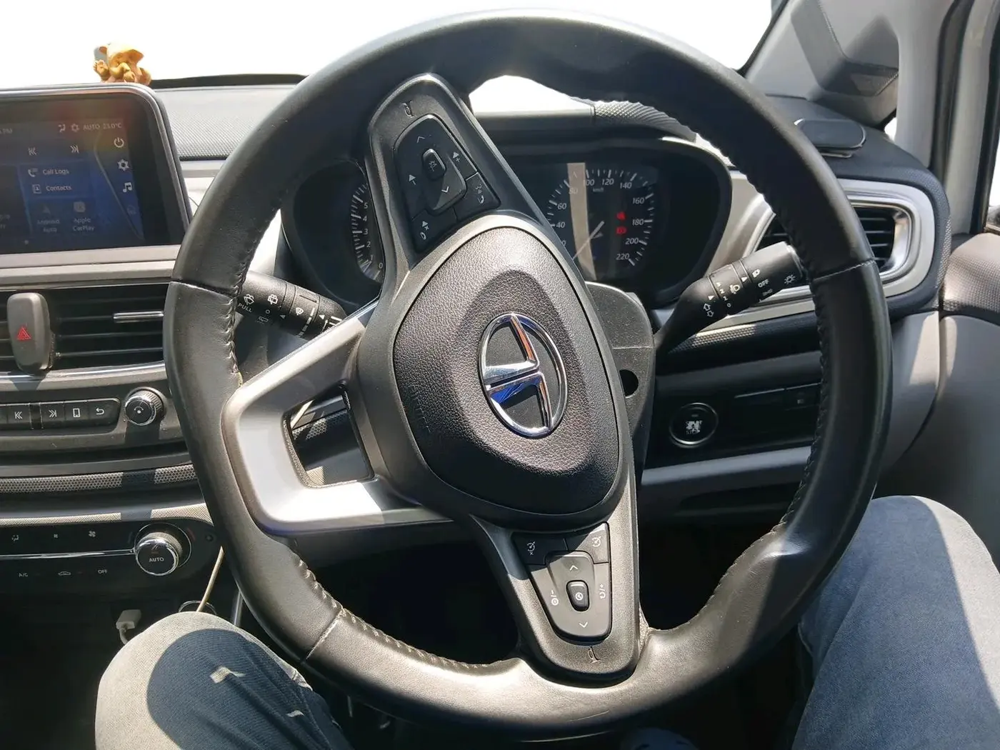 2020 Tata ALTROZ XZ PETROL, Petrol, Manual, 39,121 km, interior