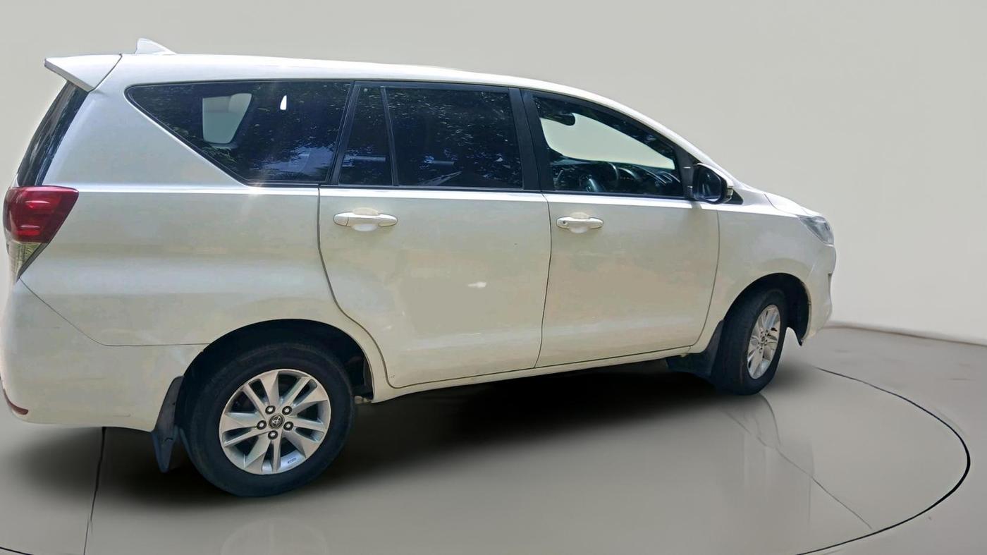 2018 Toyota Innova Crysta 2.4 GX 7 STR, Diesel, Manual, 1,48,198 km, exterior
