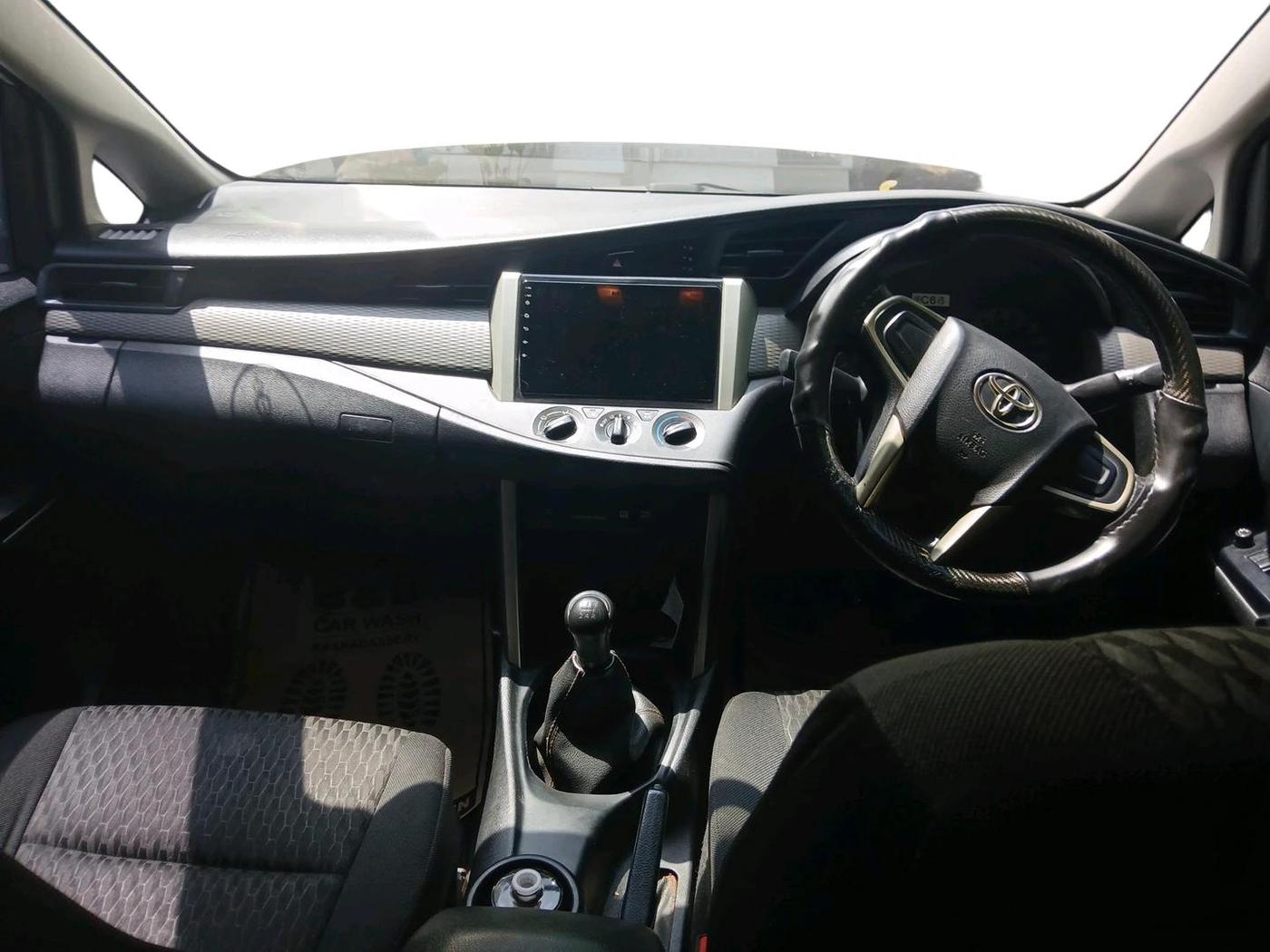 2018 Toyota Innova Crysta 2.4 GX 7 STR, Diesel, Manual, 1,48,198 km, interior