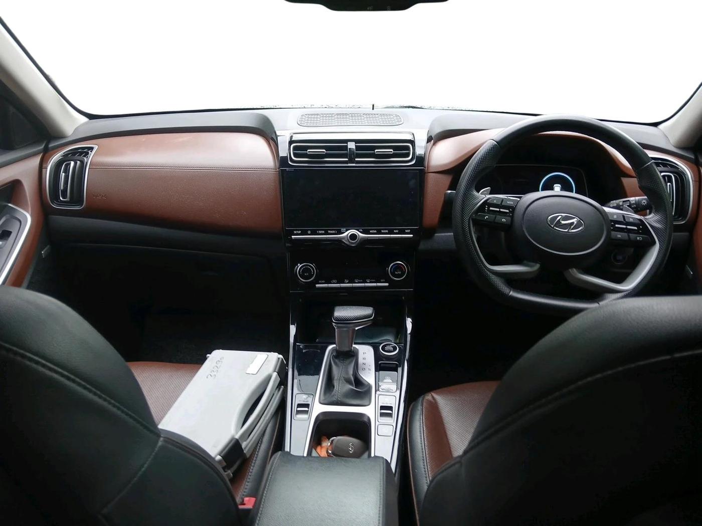 2021 Hyundai ALCAZAR 2.0 SIGNATURE (O) AT 6STR, Petrol, Automatic, 46,884 km, interior
