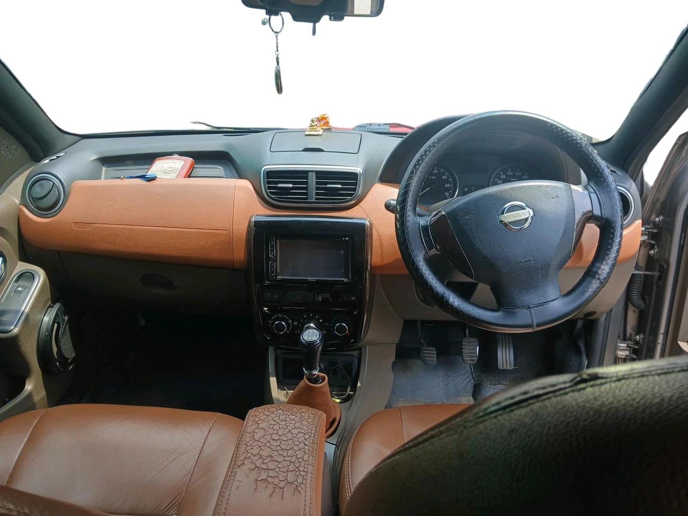2014 Nissan Terrano XL O (D), Diesel, Manual, 1,68,962 km, interior