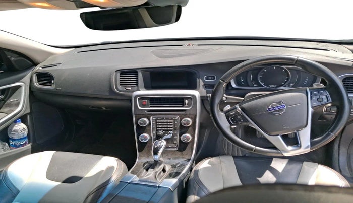 2017 Volvo S60 CROSS COUNTRY INSCRIPTION, Diesel, Automatic, 57,974 km, interior