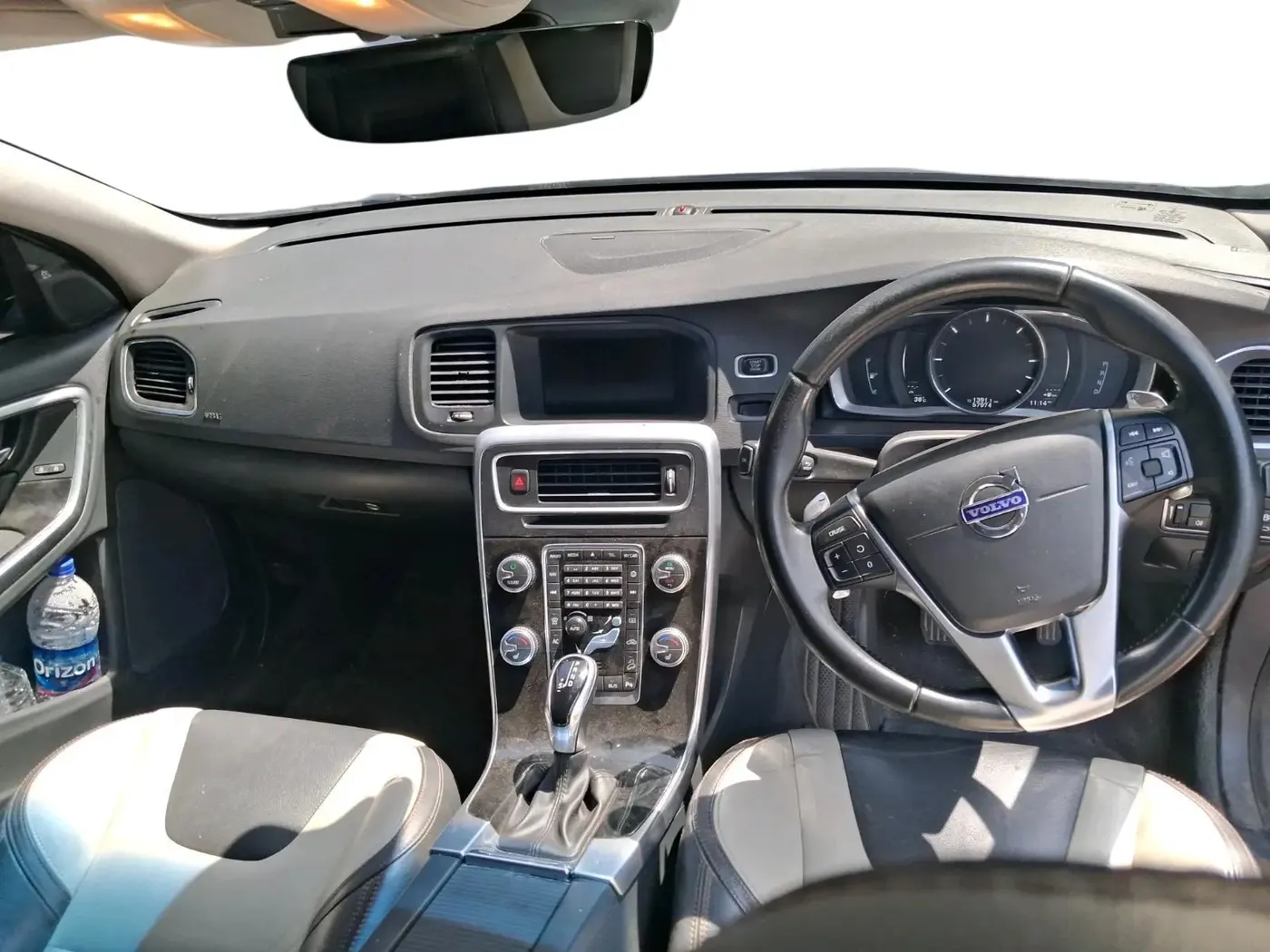 2017 Volvo S60 CROSS COUNTRY INSCRIPTION, Diesel, Automatic, 57,974 km, interior