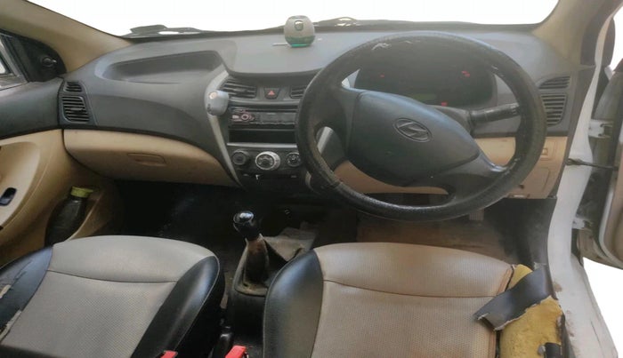 2016 Hyundai Eon ERA +, Petrol, Manual, 99,604 km, interior