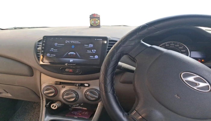 2013 Hyundai i10 MAGNA 1.1, CNG, Manual, 2,38,683 km, interior