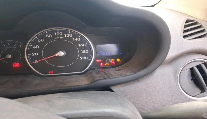 2013 Hyundai i10 MAGNA 1.1, CNG, Manual, 2,38,683 km, interior