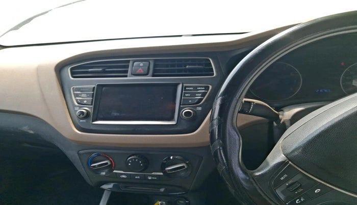 2019 Hyundai Elite i20 SPORTZ PLUS 1.2, CNG, Manual, 2,16,767 km, interior