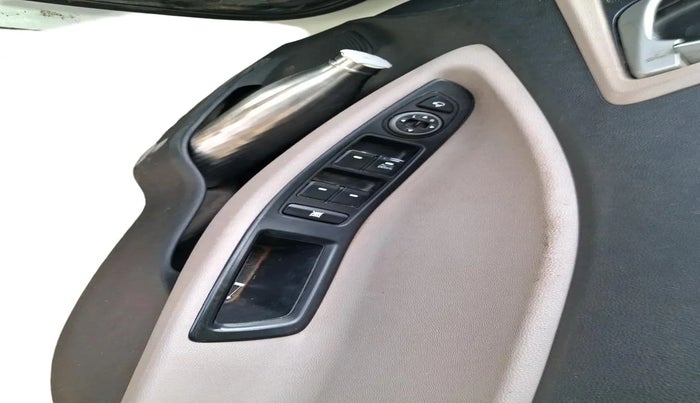 2019 Hyundai Elite i20 SPORTZ PLUS 1.2, CNG, Manual, 2,16,767 km, interior