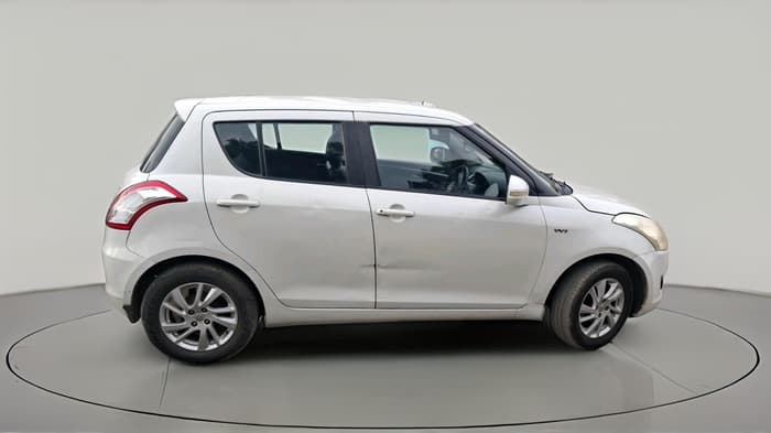 2014 Maruti Swift ZXI, CNG, Manual, 1,21,719 km, exterior