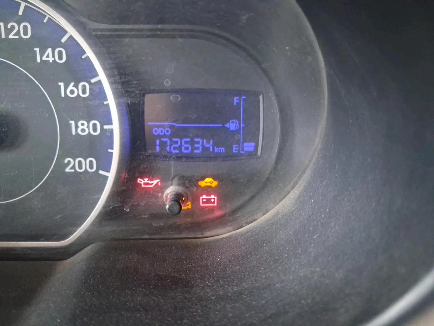 2011 Hyundai i10 MAGNA 1.1, CNG, Manual, 1,72,364 km, interior