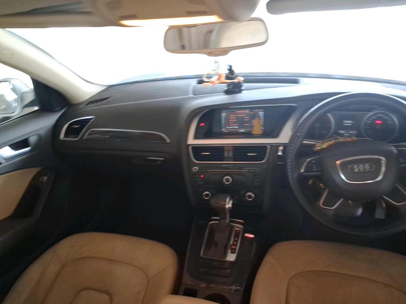 2015 Audi A4 35 TDI PREMIUM PLUS SUNROOF, Diesel, Automatic, 1,06,589 km, interior