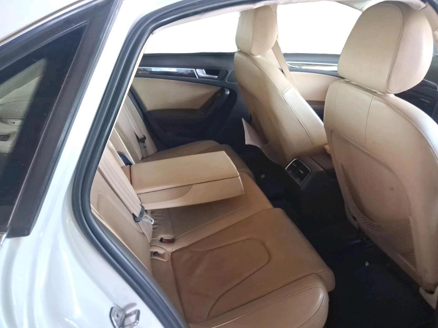 2015 Audi A4 35 TDI PREMIUM PLUS SUNROOF, Diesel, Automatic, 1,06,589 km, interior