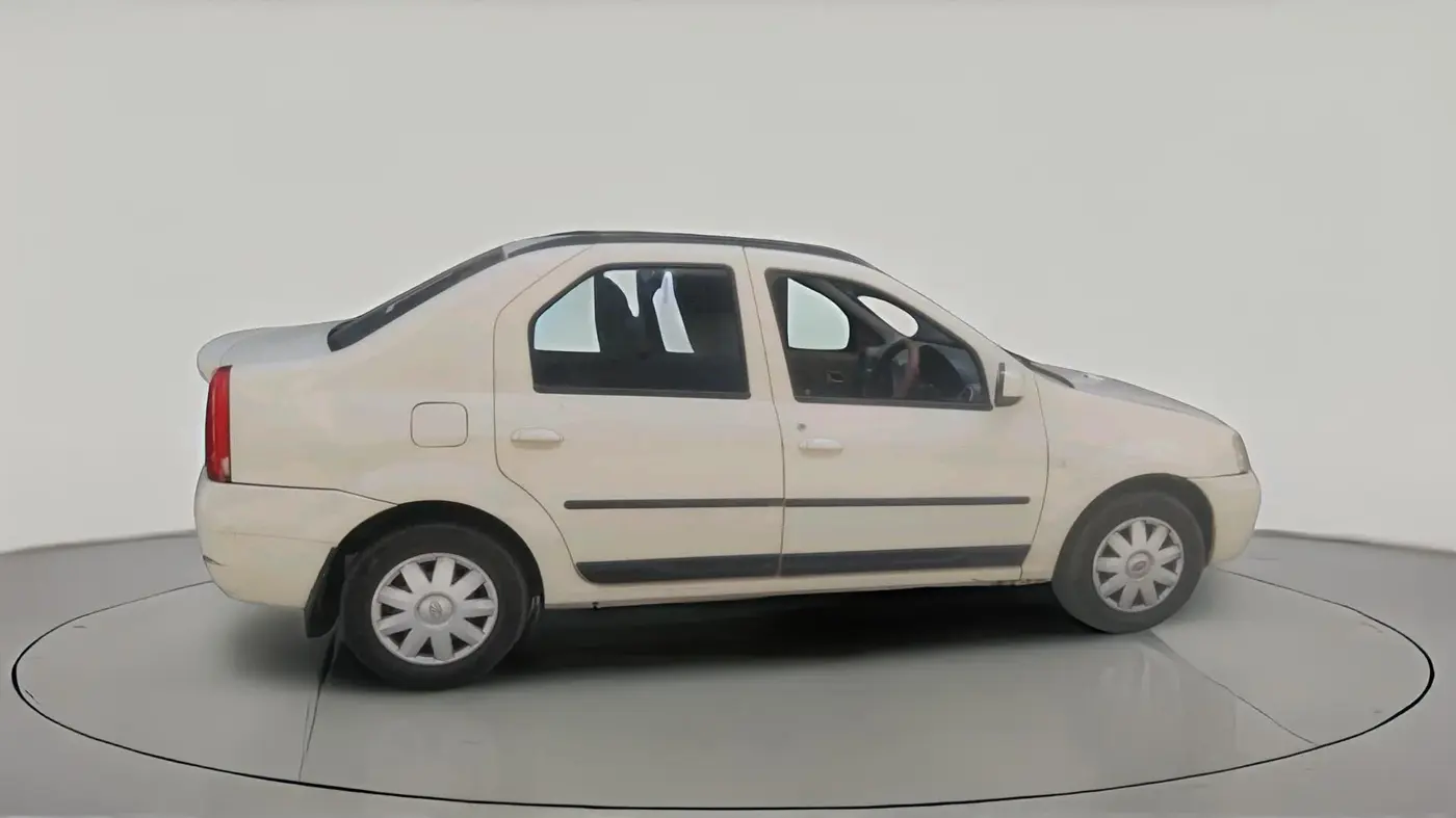 2011 Mahindra Verito 1.4 G4 BS-III, CNG, Manual, 1,00,009 km, exterior
