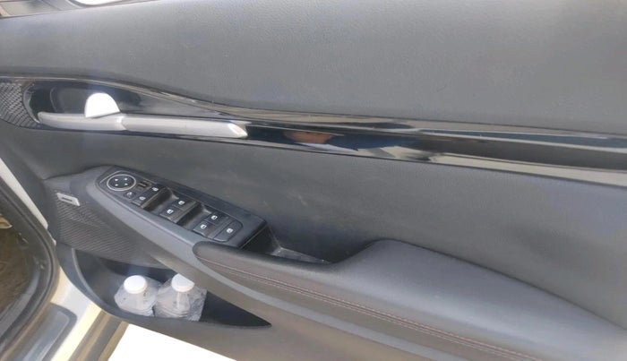 2022 KIA SELTOS GTX PLUS AT 1.5 DIESEL, Diesel, Automatic, 74,743 km, interior