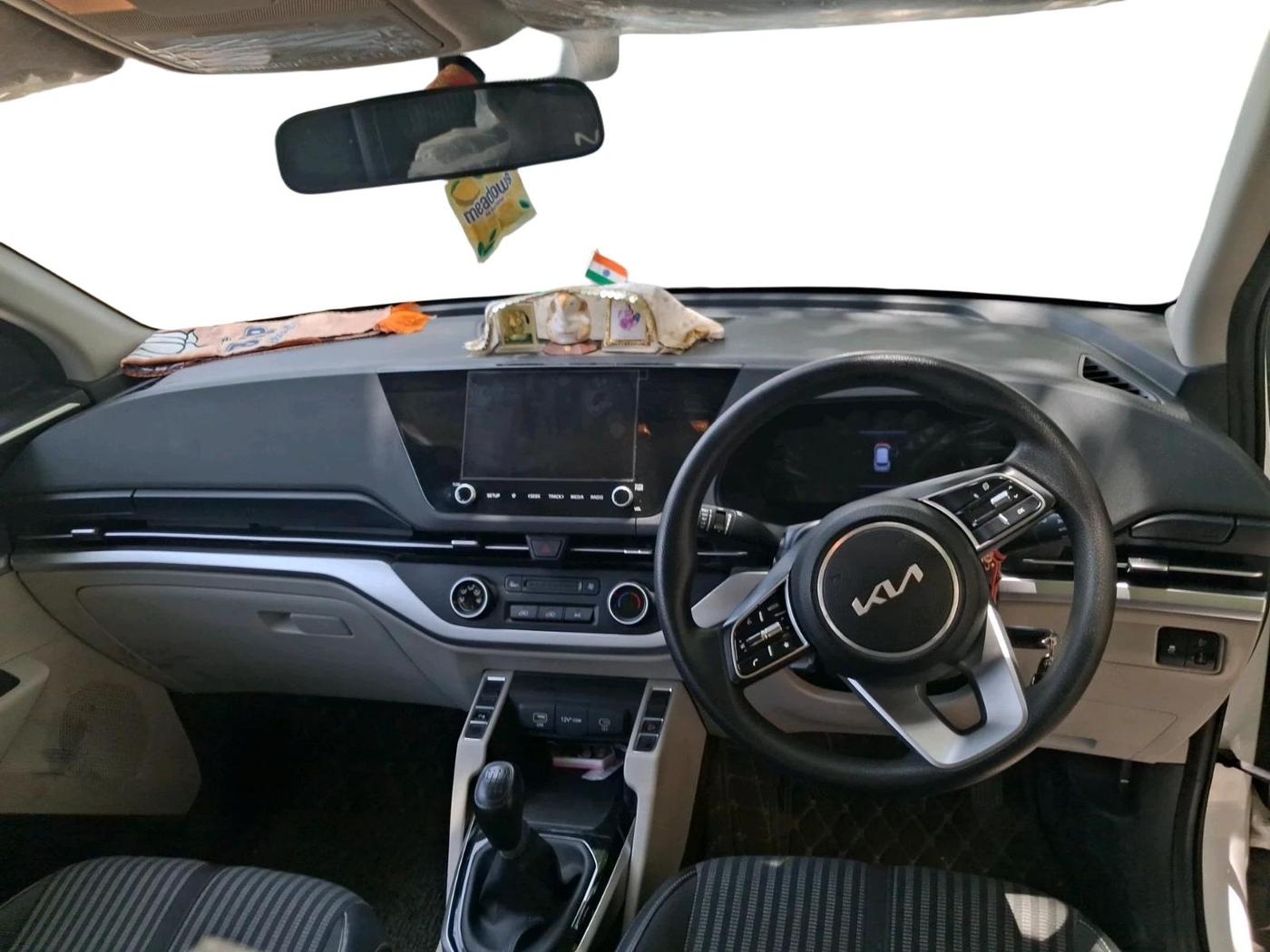 2022 KIA CARENS PRESTIGE 1.5 PETROL 7 STR, Petrol, Manual, 22,294 km, interior